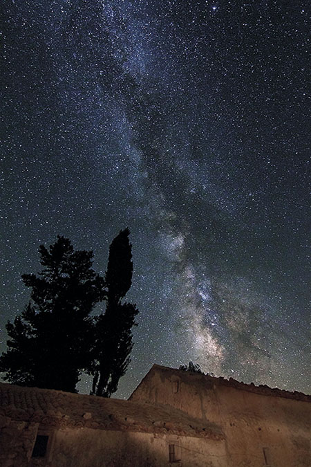 Cielo nocturno desde el Parque Natural de Cazorla (foto: Diputación Provincial de Jaén).